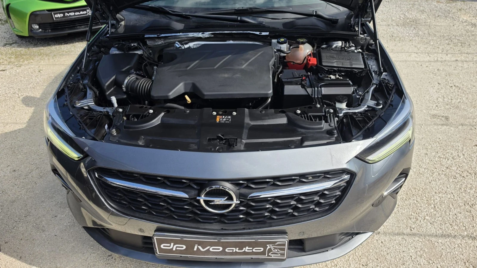Opel Insignia Diesel* РЪЧНА СК. КУТИЯ* КАМЕРА* ОТЛИЧЕН, снимка 14 - Автомобили и джипове - 54619062