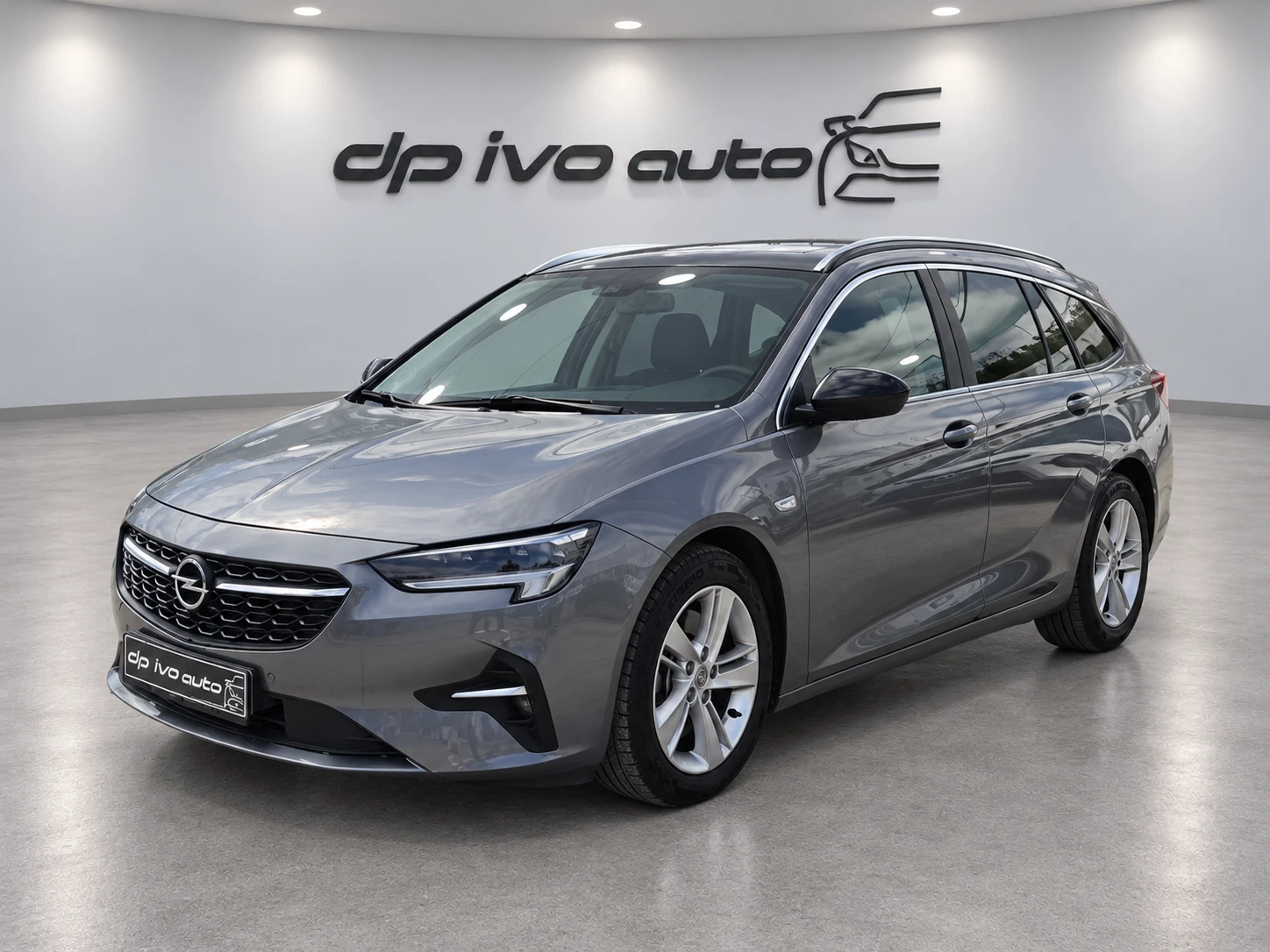 Opel Insignia Diesel* РЪЧНА СК. КУТИЯ* КАМЕРА* ОТЛИЧЕН