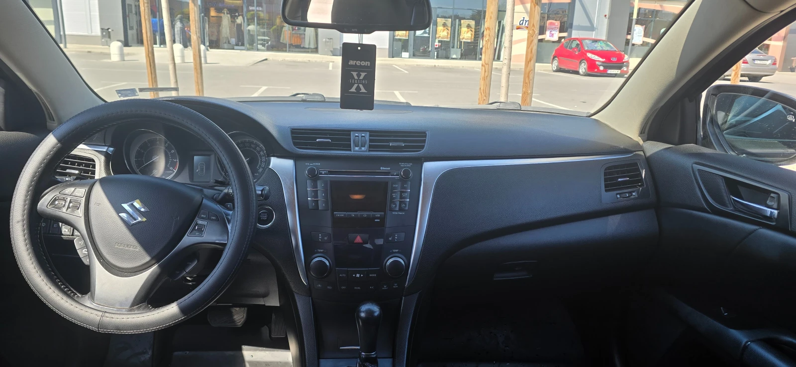 Suzuki Kizashi, снимка 6 - Автомобили и джипове - 54729387