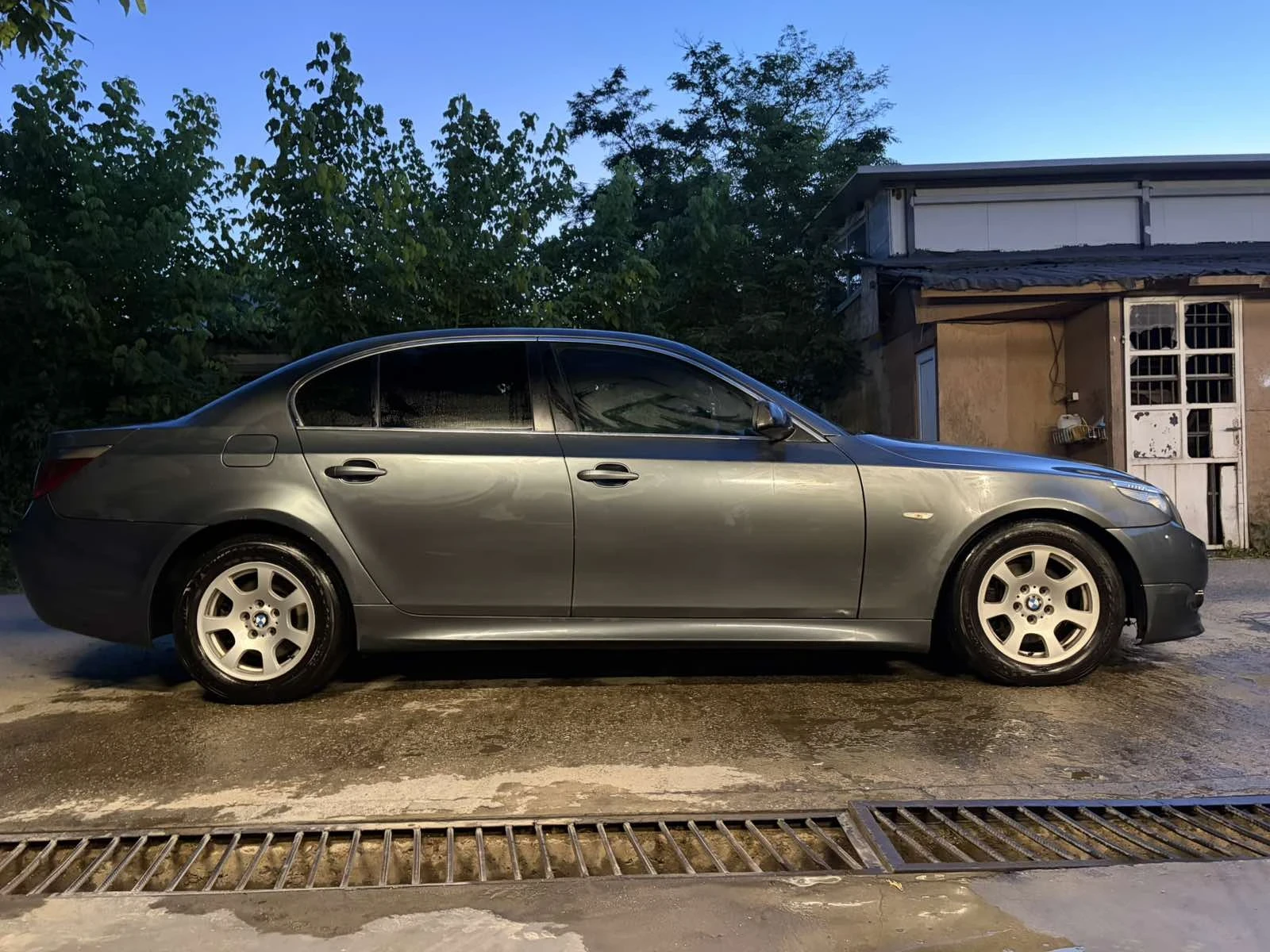 BMW 530, снимка 3 - Автомобили и джипове - 54942426