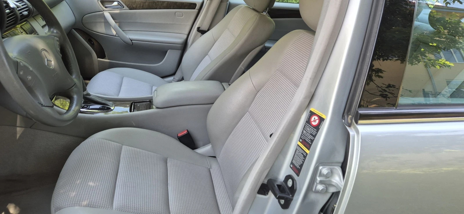 Mercedes-Benz C 230 2.5-204кс.АВТОМАТ, снимка 14 - Автомобили и джипове - 54947320