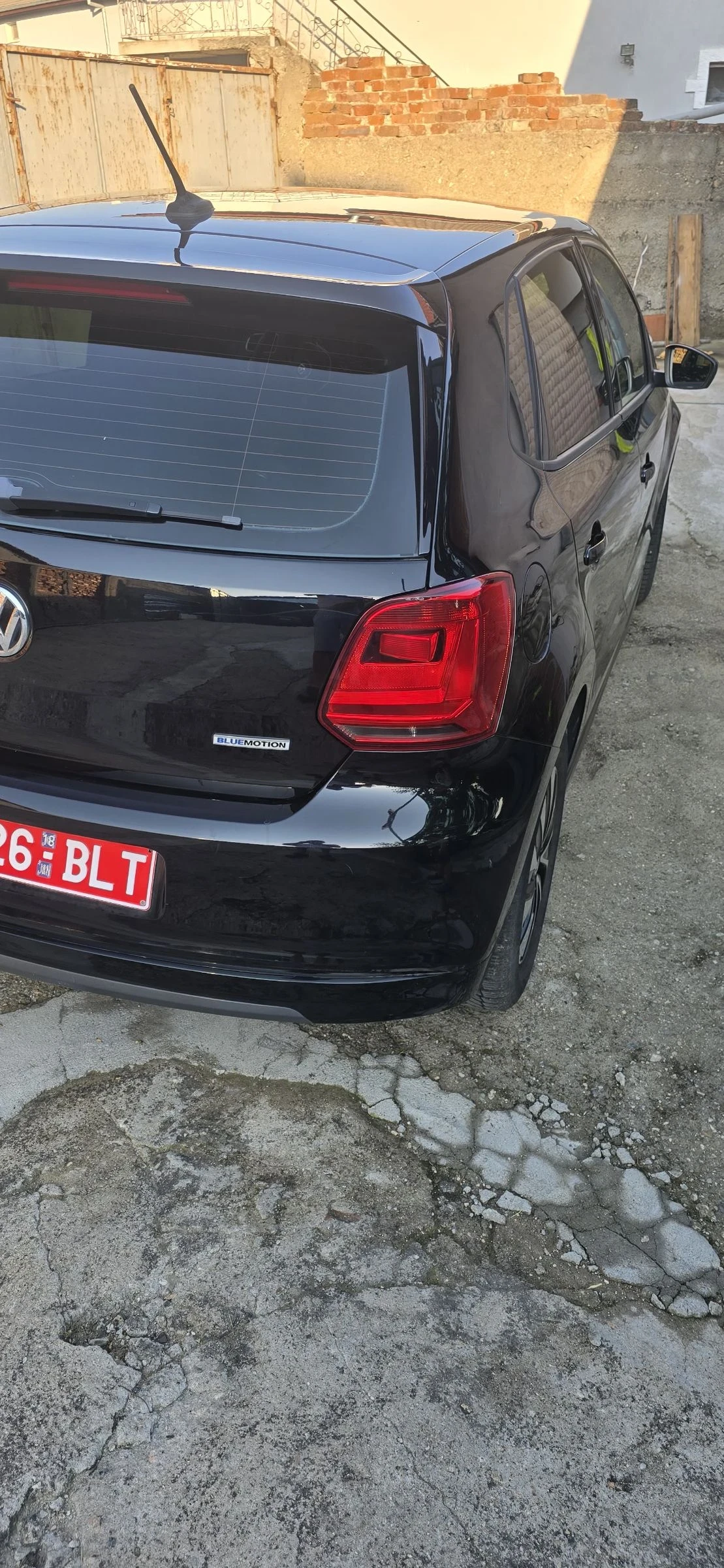 VW Polo, снимка 5 - Автомобили и джипове - 55125681