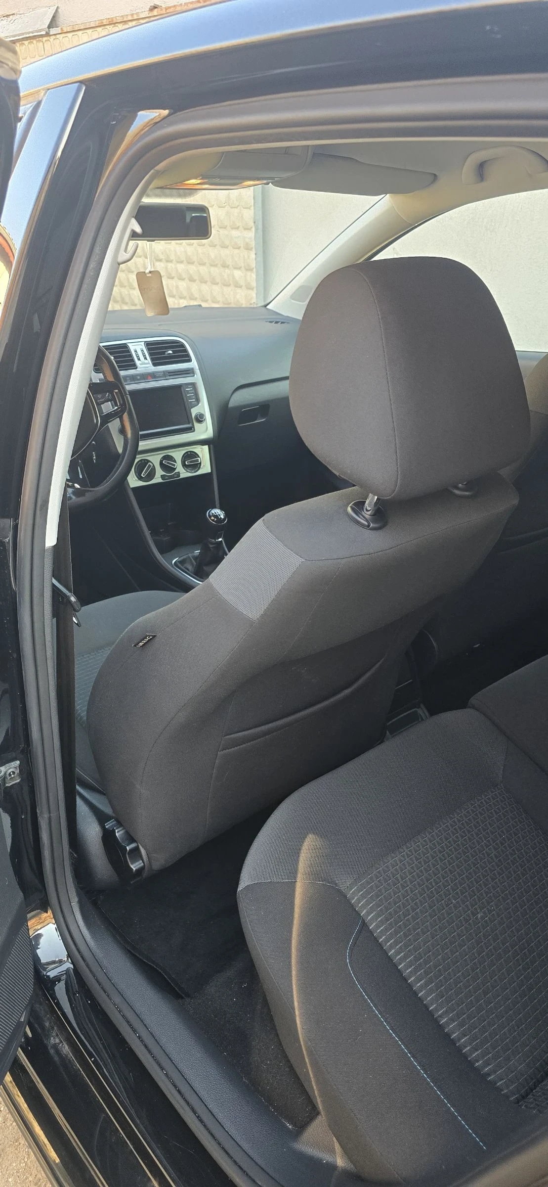 VW Polo, снимка 15 - Автомобили и джипове - 55125681