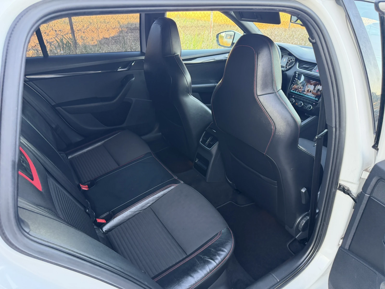 Skoda Octavia 2.0D 184k VRS, снимка 7 - Автомобили и джипове - 55504819