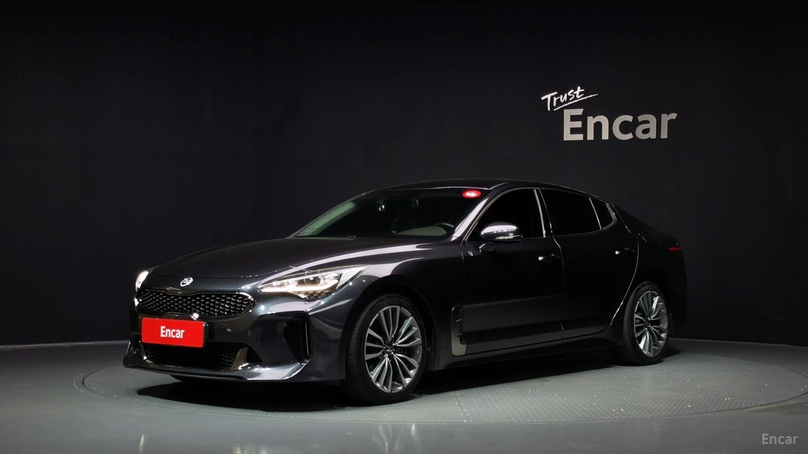 Kia Stinger 2.2* PLATINUM* ОБДУХВАНЕ* ПОДГРЕВ* 4 ПОДГРЕВА* CAM