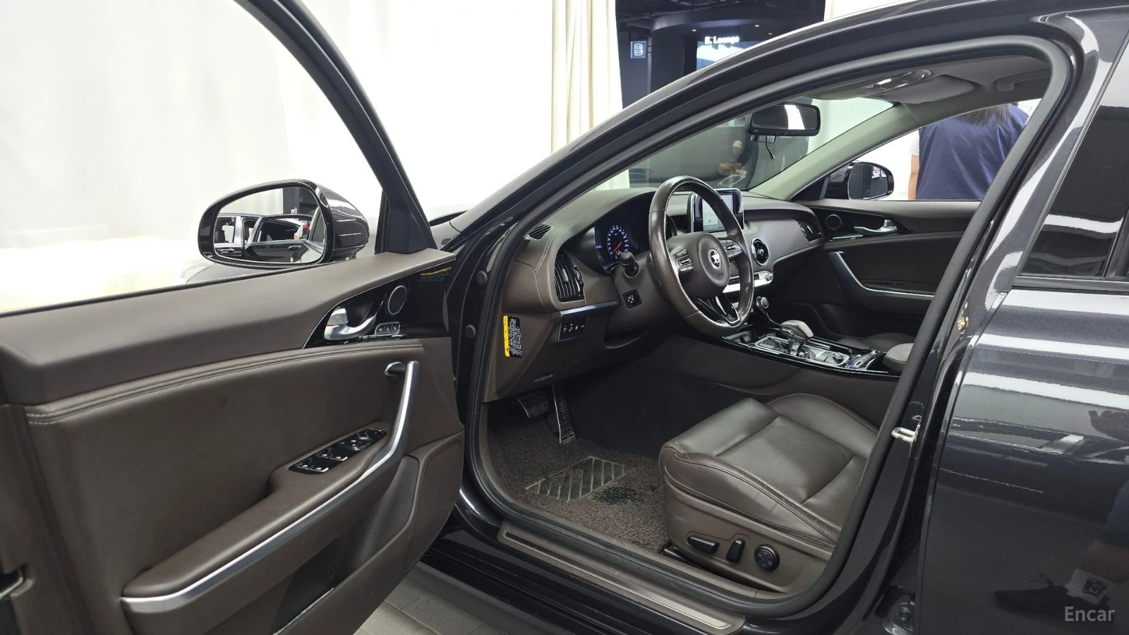 Kia Stinger 2.2* PLATINUM* ОБДУХВАНЕ* ПОДГРЕВ* 4 ПОДГРЕВА* CAM, снимка 10 - Автомобили и джипове - 55639001
