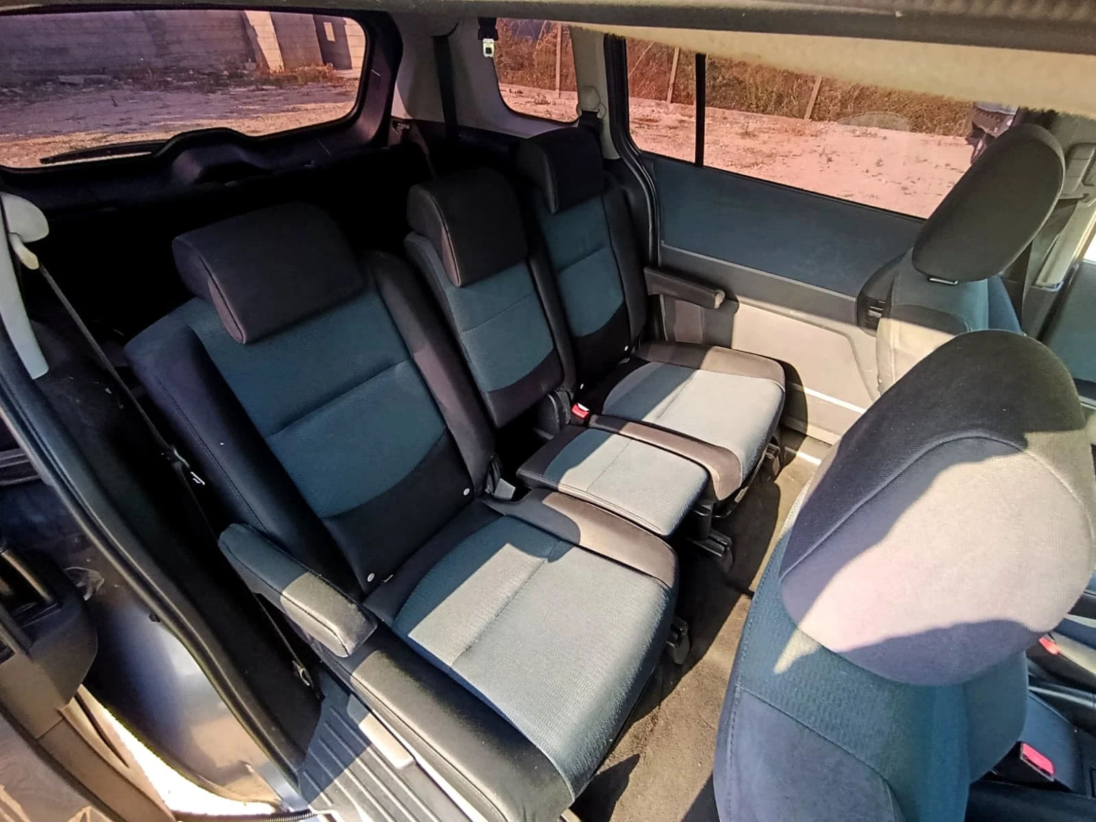 Mazda 5 Mazda 5 2, 0 DIZEL 7 места, снимка 9 - Автомобили и джипове - 55886187