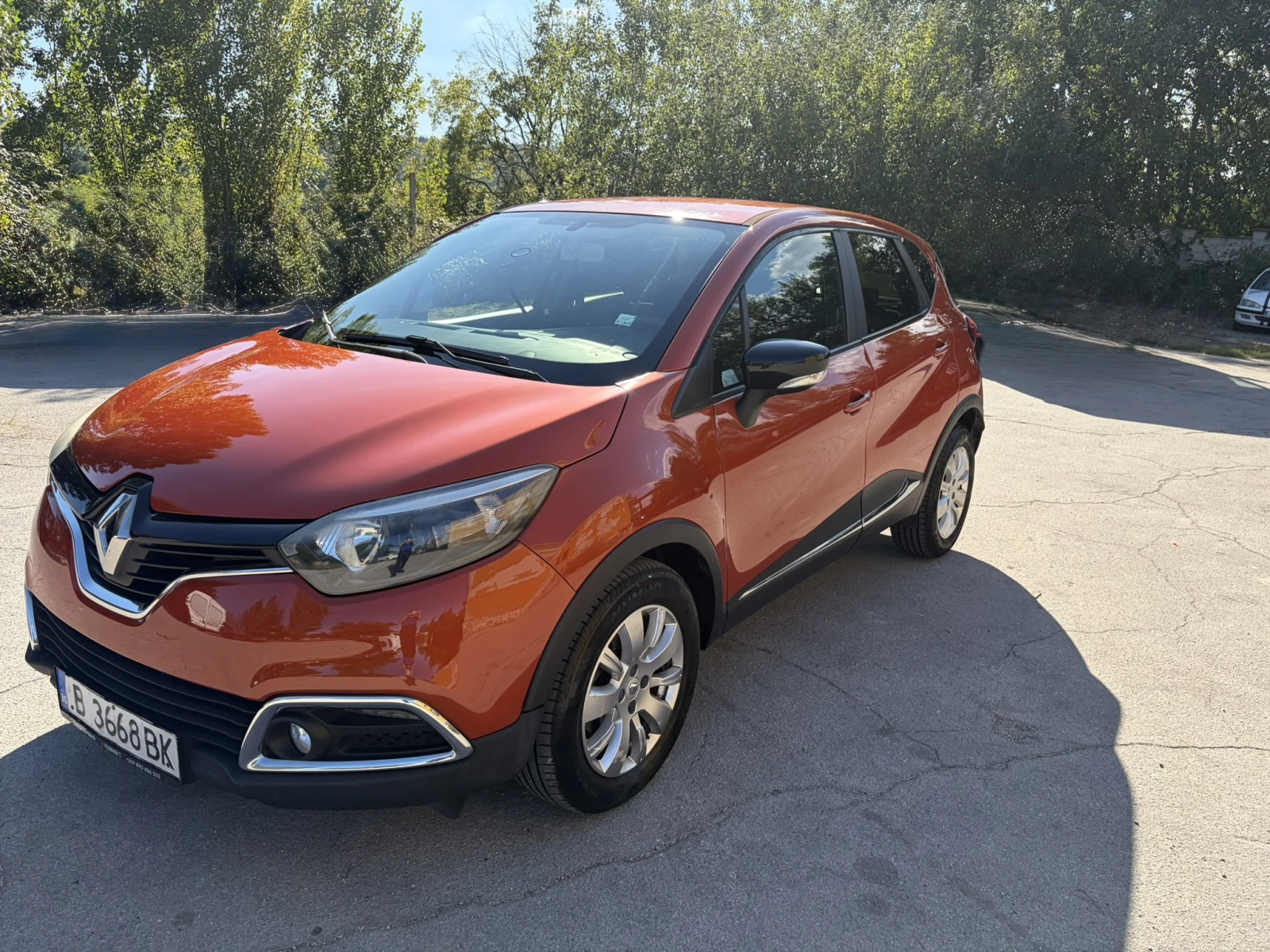 Renault Captur 1, 5dci, снимка 1 - Автомобили и джипове - 56118137