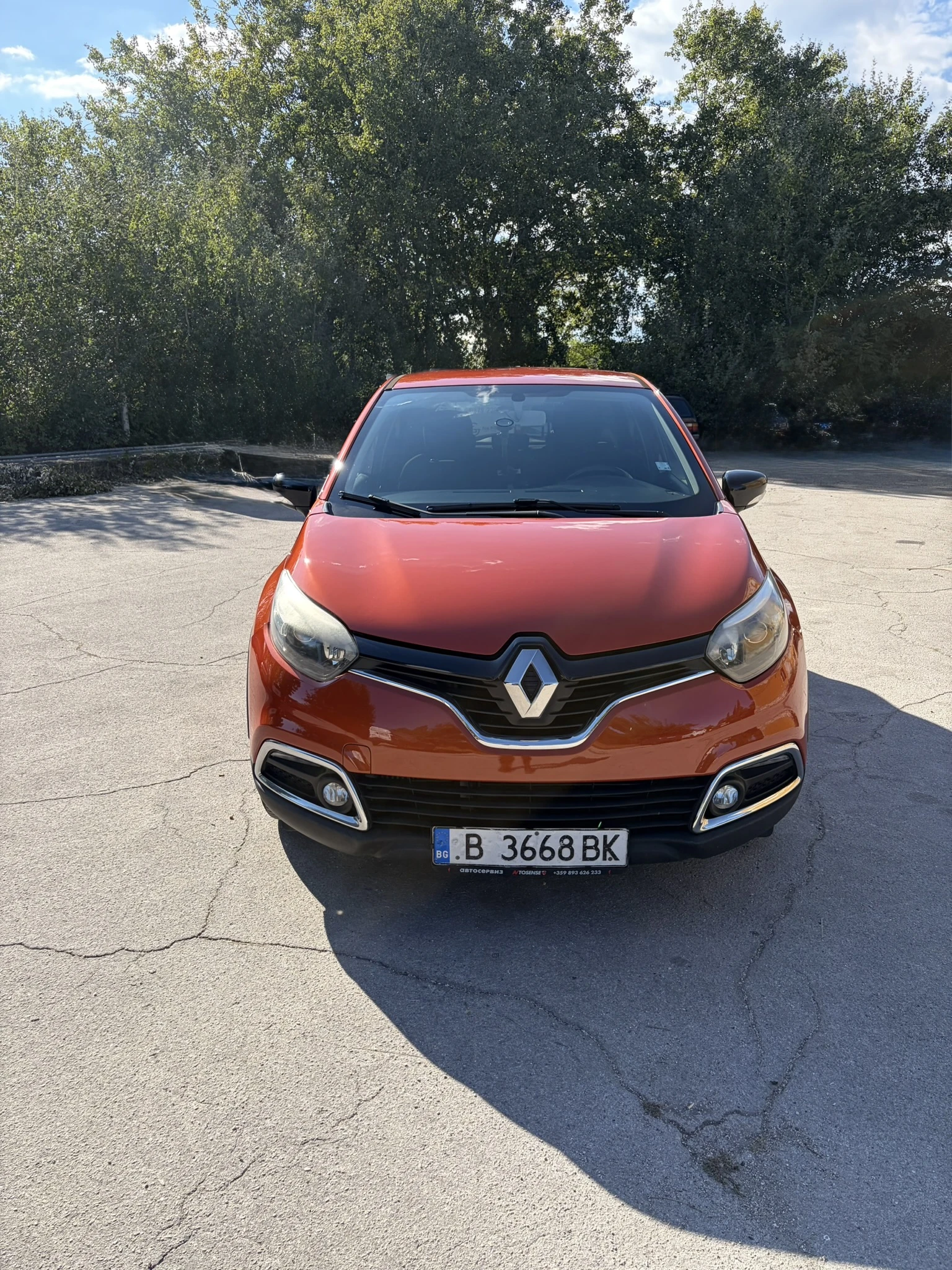 Renault Captur 1, 5dci, снимка 2 - Автомобили и джипове - 56118137