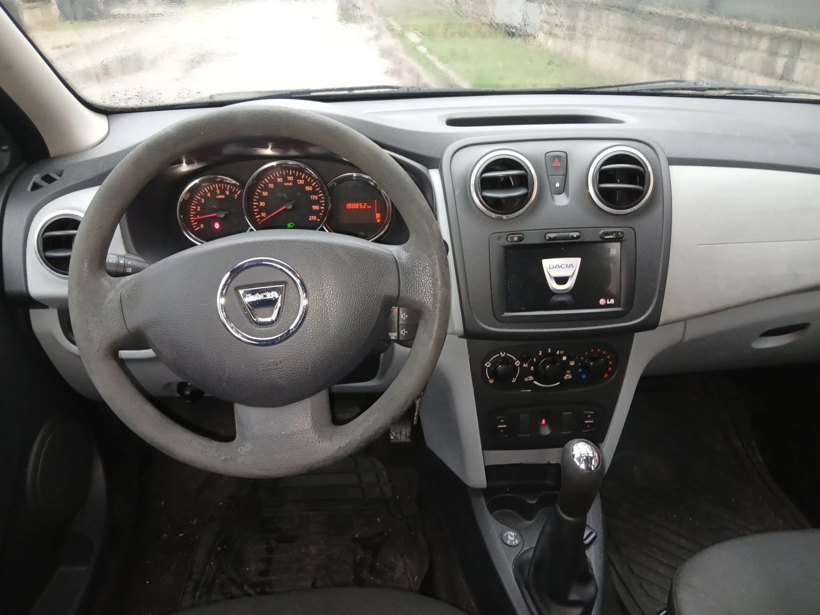 Dacia Sandero 1.2 ������ ��� | Mobile.bg � ����������� 9