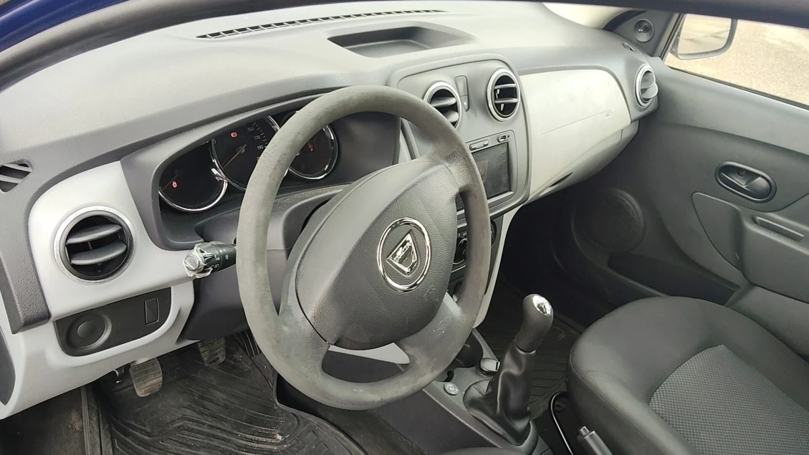 Dacia Sandero 1.2 Бензин Газ, снимка 8 - Автомобили и джипове - 56496212