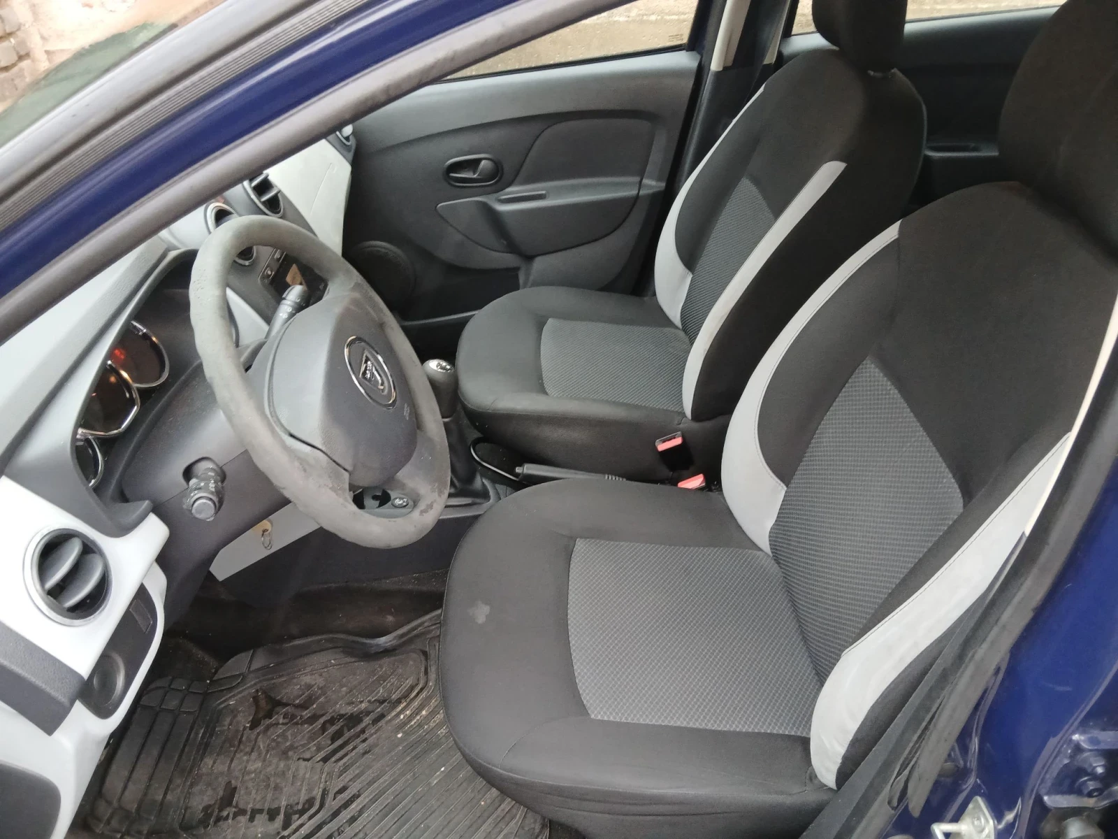 Dacia Sandero 1.2 ������ ��� | Mobile.bg � ����������� 8