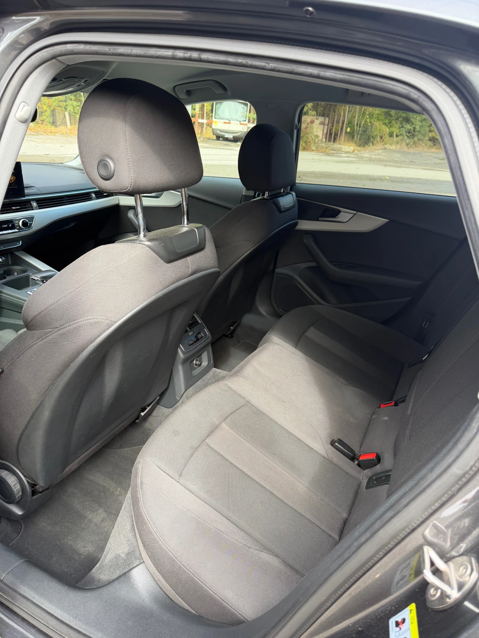 Audi A4 Face, снимка 10 - Автомобили и джипове - 56584032
