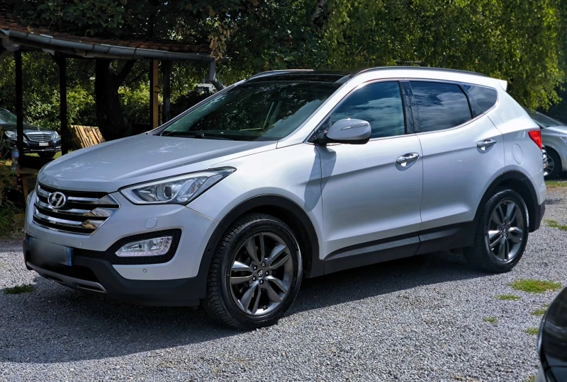 Hyundai Santa fe 2.2 CRDI Premium 7 места Панорама, снимка 2 - Автомобили и джипове - 46982905