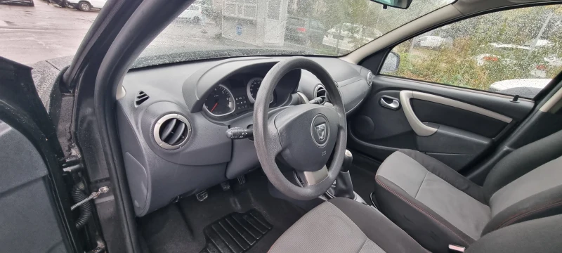 Dacia Duster 1.6i 105k.c ITALIA EURO 5B , снимка 9 - Автомобили и джипове - 47397692