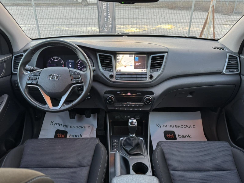 Hyundai Tucson 1.6I, снимка 9 - Автомобили и джипове - 48283908