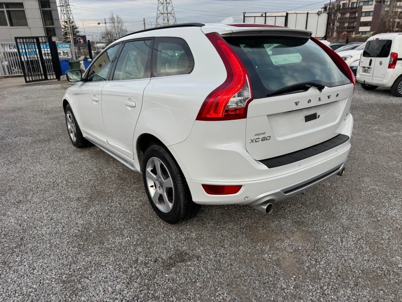 Volvo XC60 R design-2.4d AWD163kc-Navi-Кожа-171000км-2011г, снимка 9 - Автомобили и джипове - 48418364