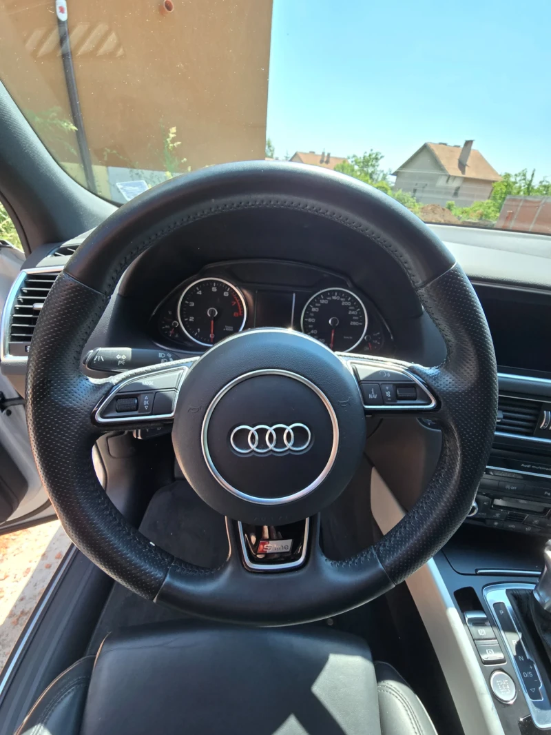 Audi Q5 Швейцария, снимка 4 - Автомобили и джипове - 48711740