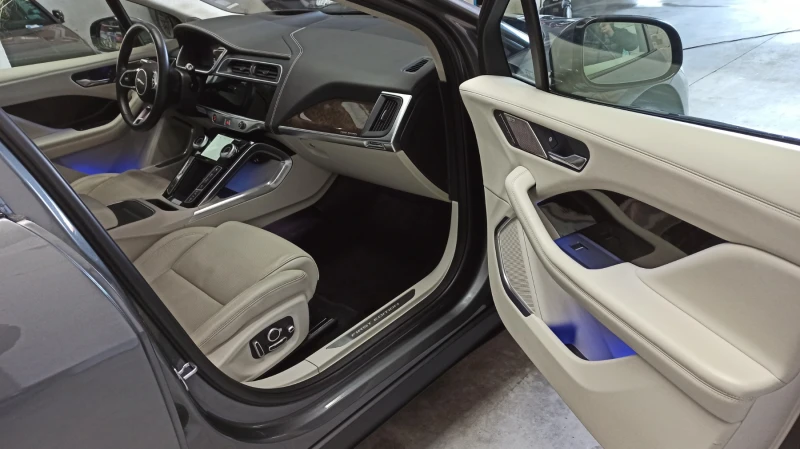 Jaguar I-Pace First Edition най-високо ниво, вс екстри, снимка 13 - Автомобили и джипове - 53353331