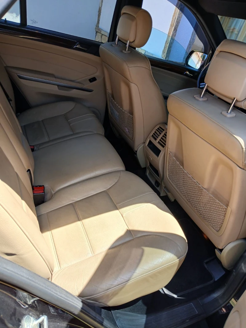 Mercedes-Benz ML 350, снимка 8 - Автомобили и джипове - 52864253