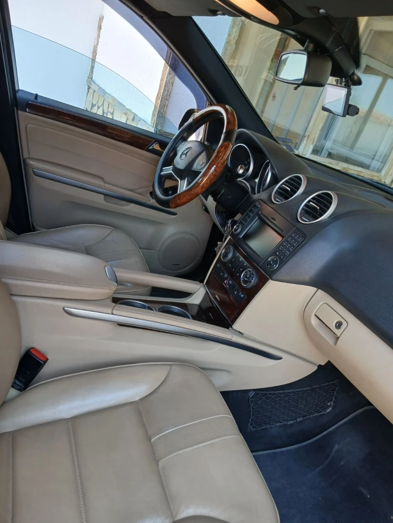 Mercedes-Benz ML 350, снимка 6 - Автомобили и джипове - 52864253
