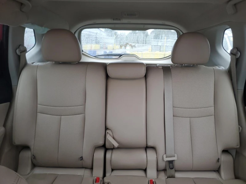 Nissan Rogue 2.5* SV* ПЕРФЕКТНА* РЕАЛНИ КМ, снимка 9 - Автомобили и джипове - 52752812