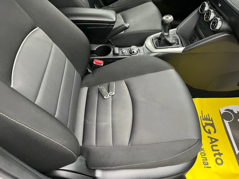 Mazda CX-3 1.5 , снимка 10 - Автомобили и джипове - 52890740