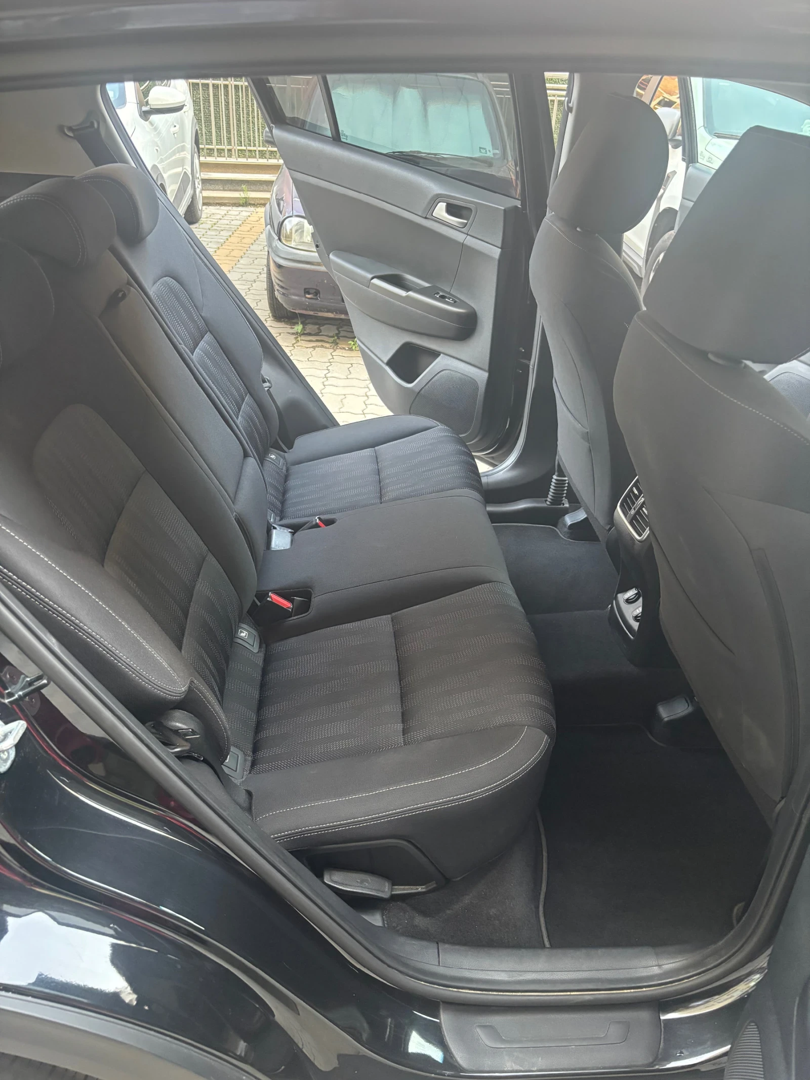 Kia Sportage 1, 6Т 4WD Aut - изображение 9