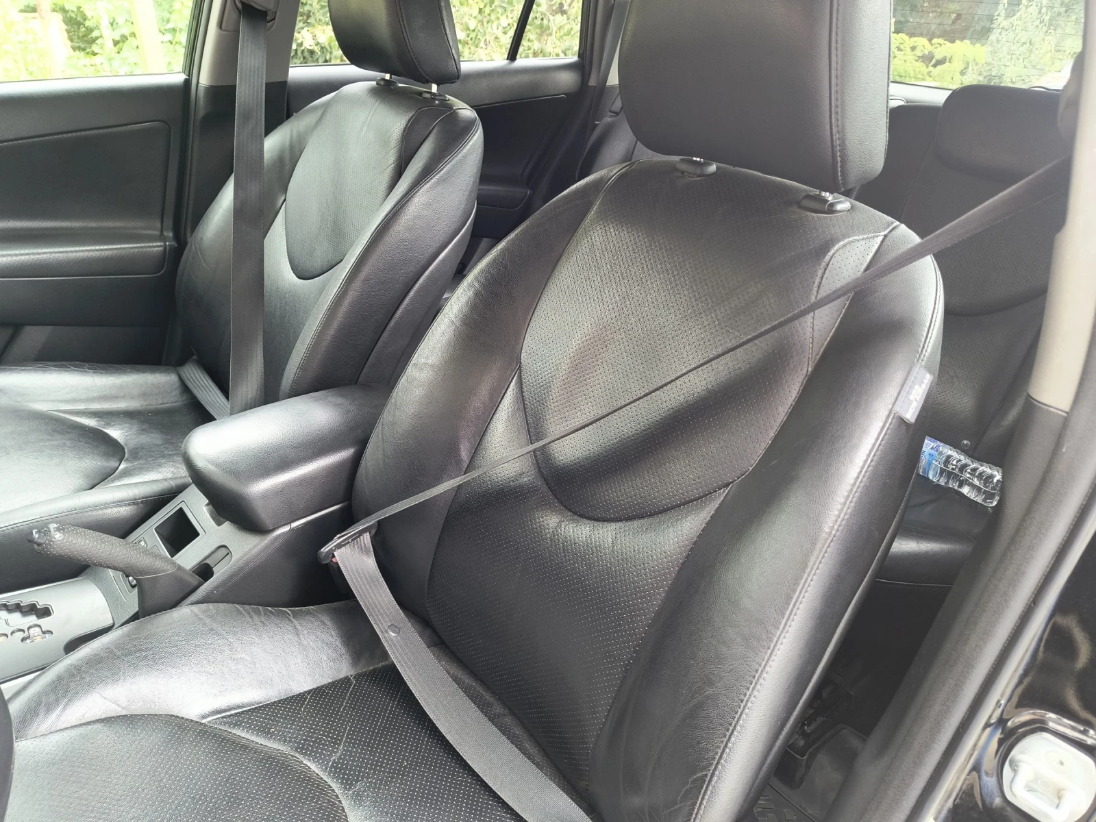 Toyota Rav4 2.2 D cat - изображение 6