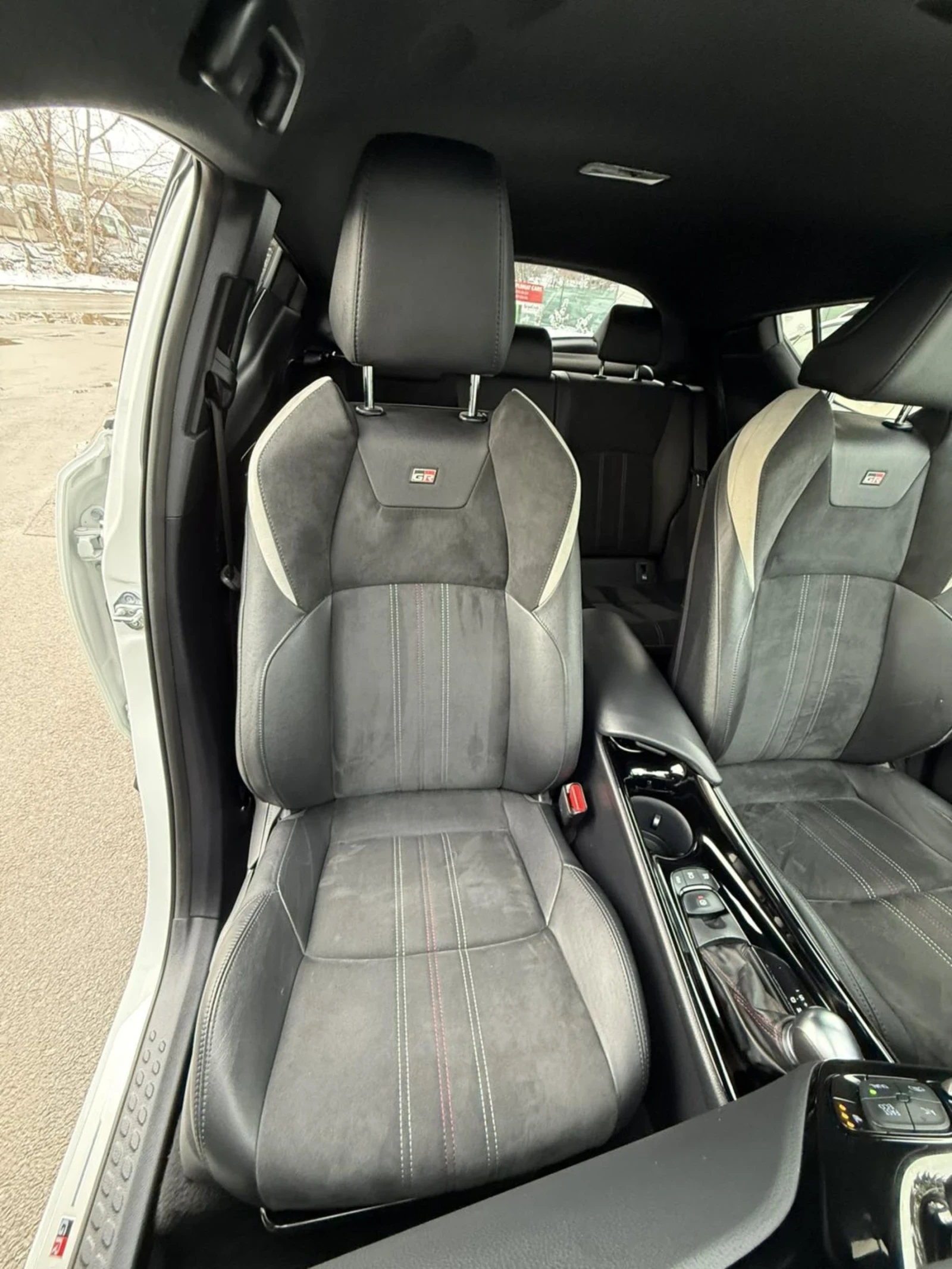 Toyota C-HR GR SPORT 35 000�� ���� | Mobile.bg � ����������� 11