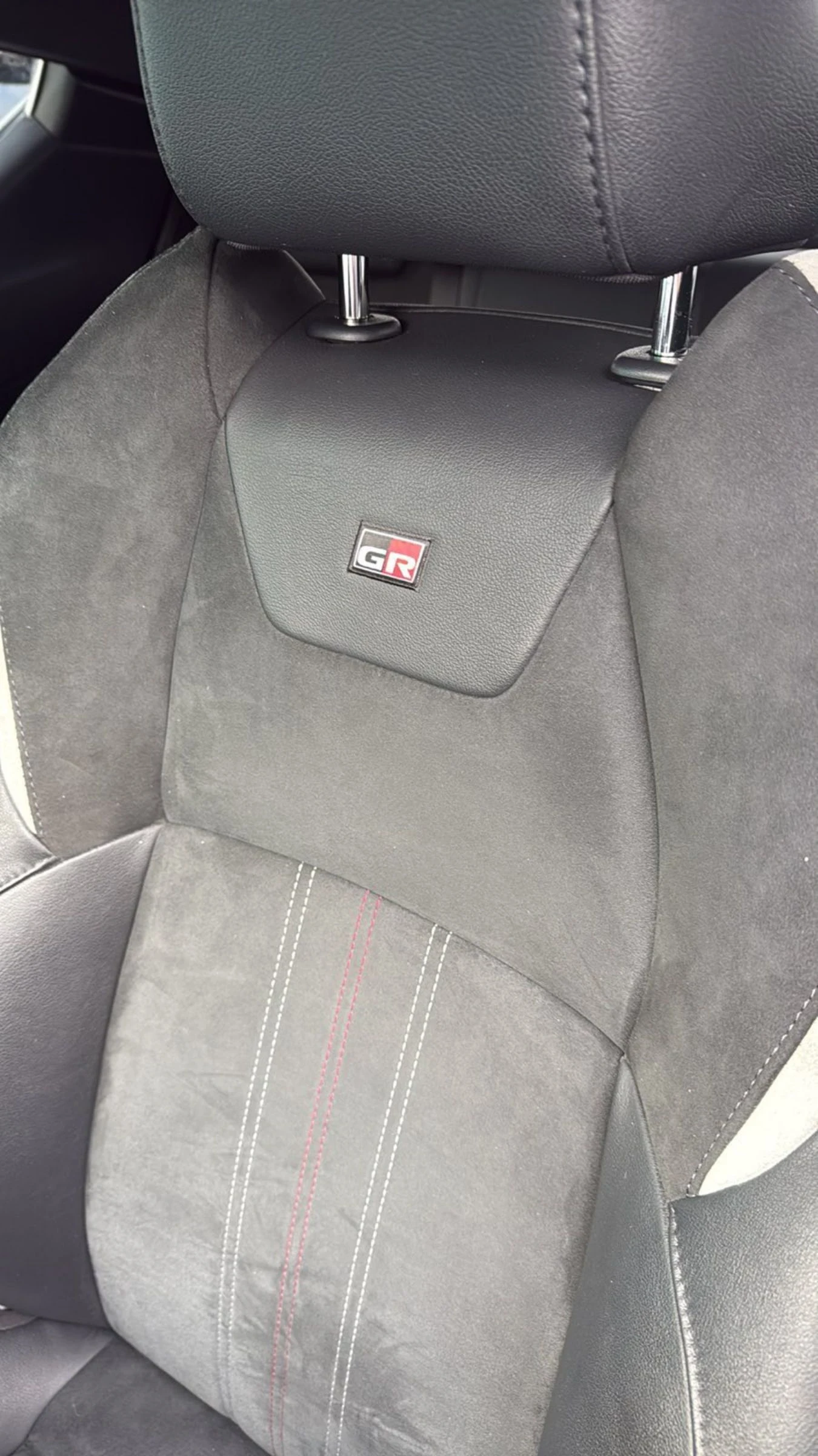 Toyota C-HR GR SPORT 35 000�� ���� | Mobile.bg � ����������� 14