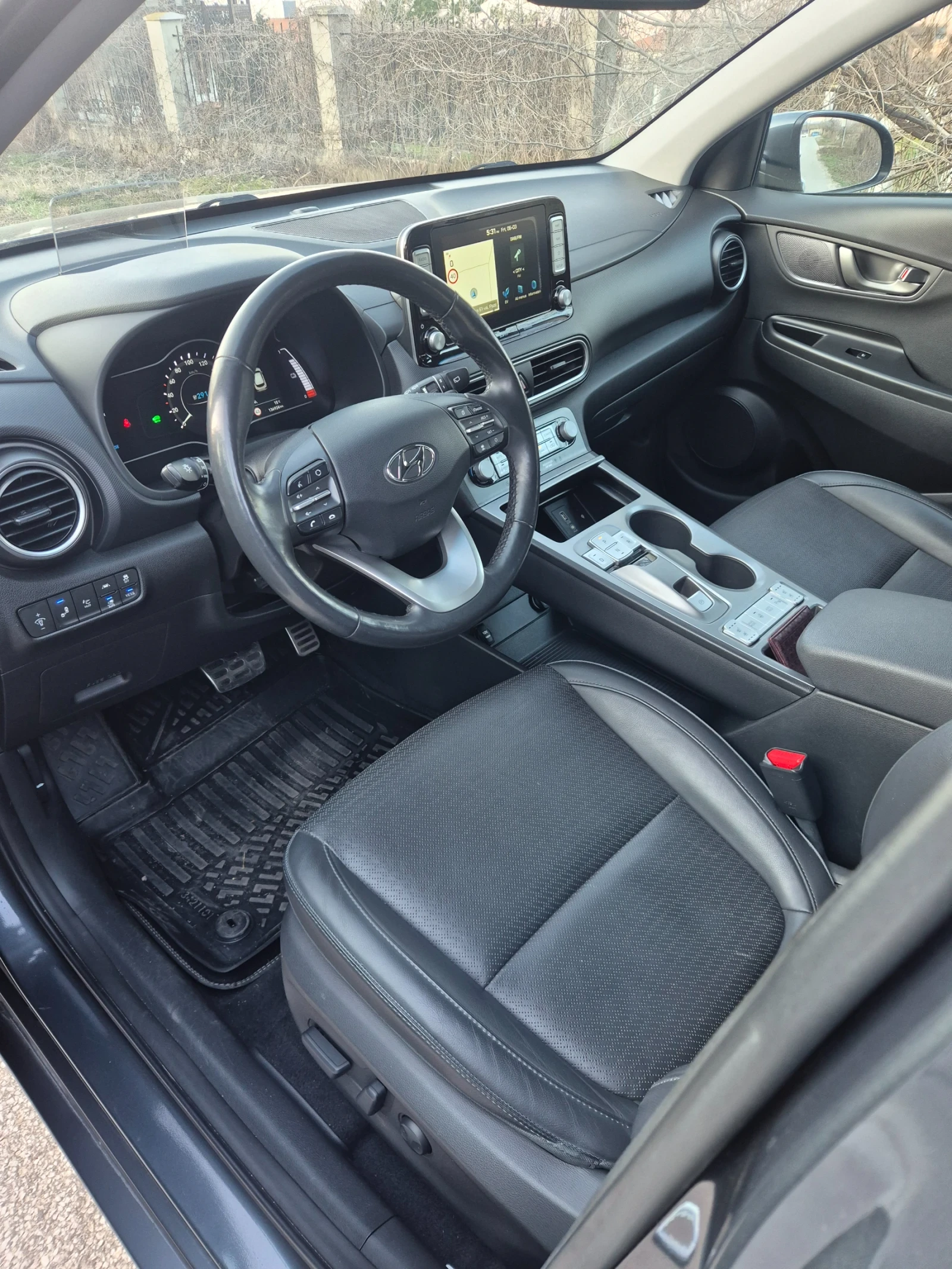 Hyundai Kona 64 kWh/ Premium/204кс, снимка 9 - Автомобили и джипове - 53786746