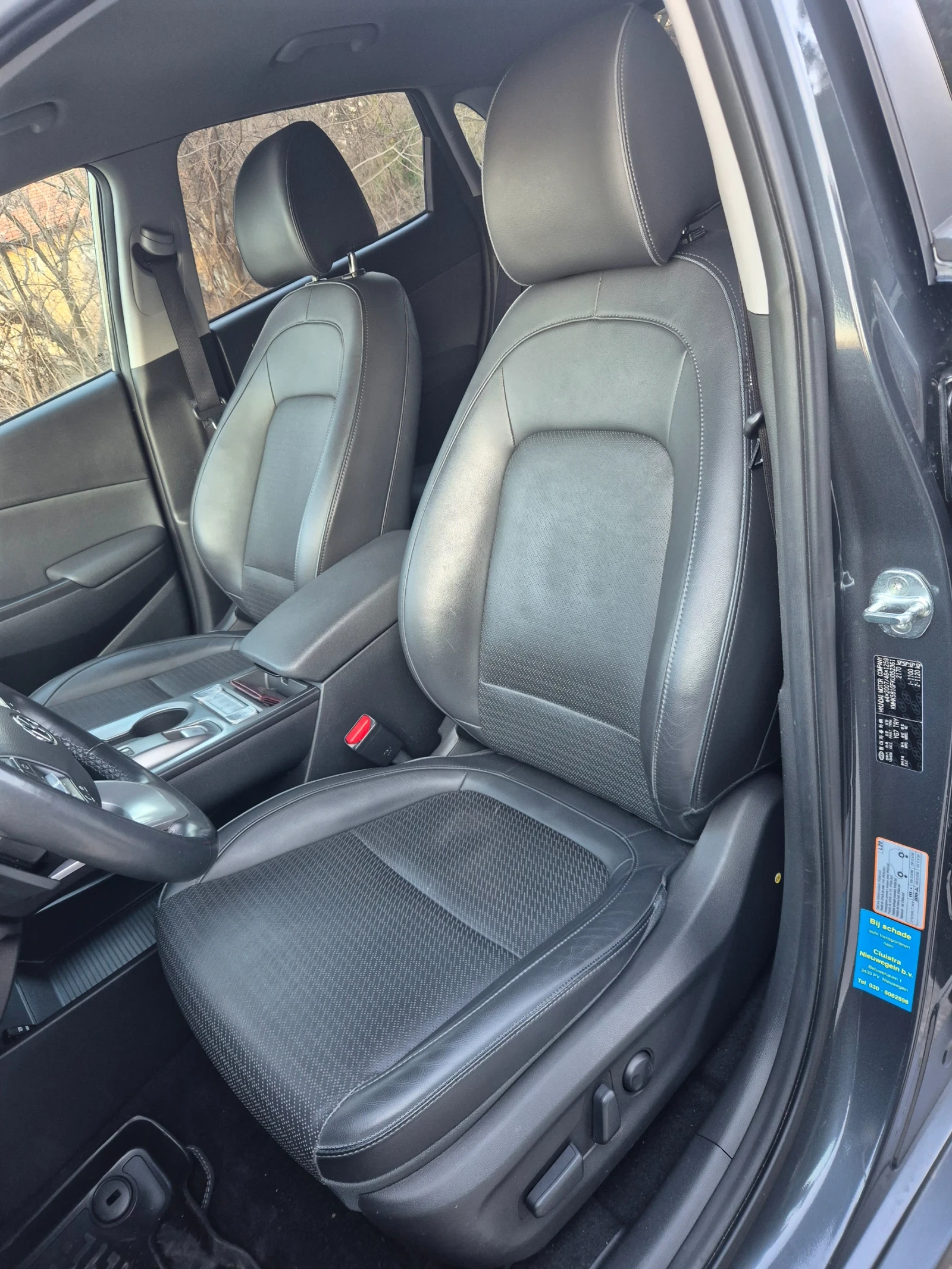 Hyundai Kona 64 kWh/ Premium/204кс, снимка 10 - Автомобили и джипове - 53786746