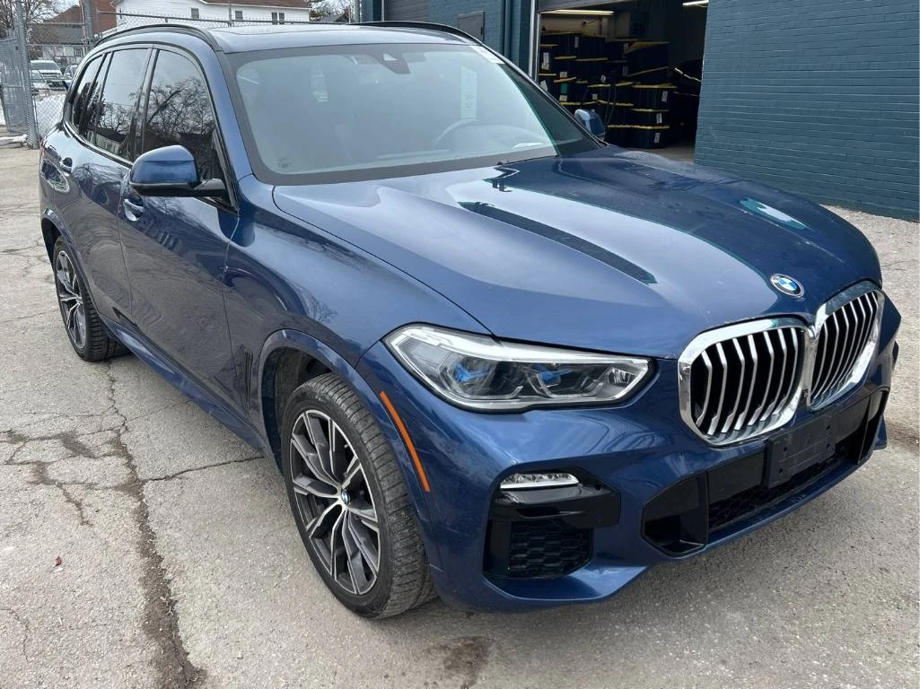 BMW X5 xDrive40i * CARFAX * ЛАЗЕР * 360 КАМЕРИ * М ПАКЕТ, снимка 3 - Автомобили и джипове - 53971250