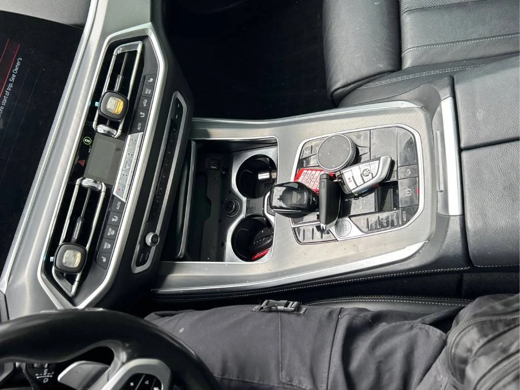 BMW X5 xDrive40i * CARFAX * ЛАЗЕР * 360 КАМЕРИ * М ПАКЕТ, снимка 13 - Автомобили и джипове - 53971250