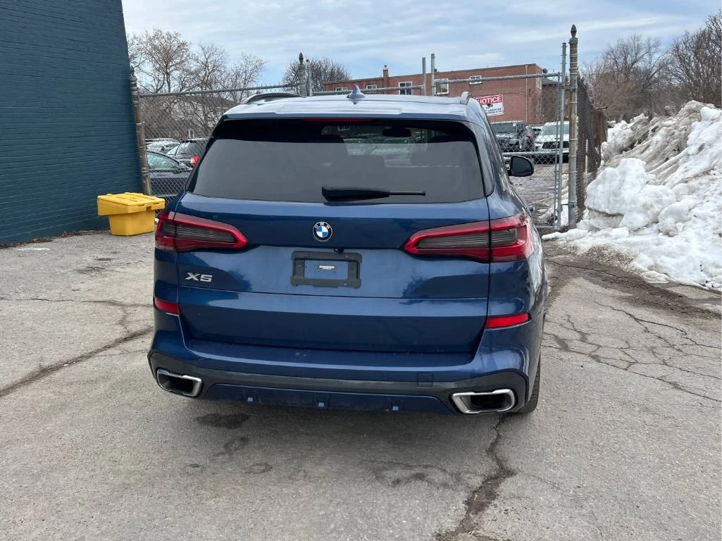 BMW X5 xDrive40i * CARFAX * ЛАЗЕР * 360 КАМЕРИ * М ПАКЕТ, снимка 5 - Автомобили и джипове - 53971250