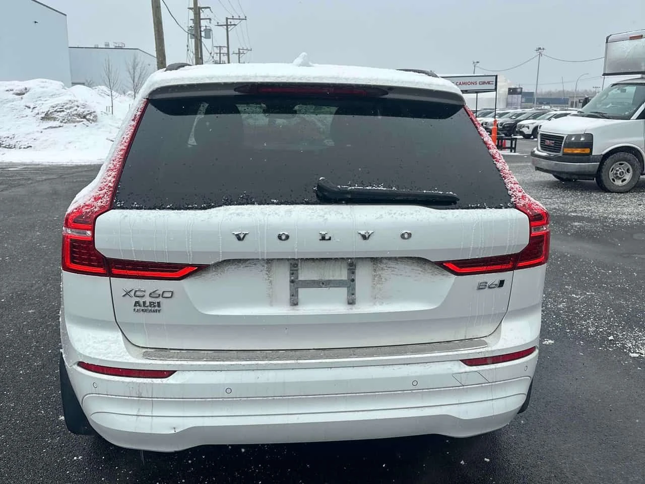 Volvo XC60 Momentum| ПОДГРЕВИ| ПАНО| CARFAX, снимка 5 - Автомобили и джипове - 54010146