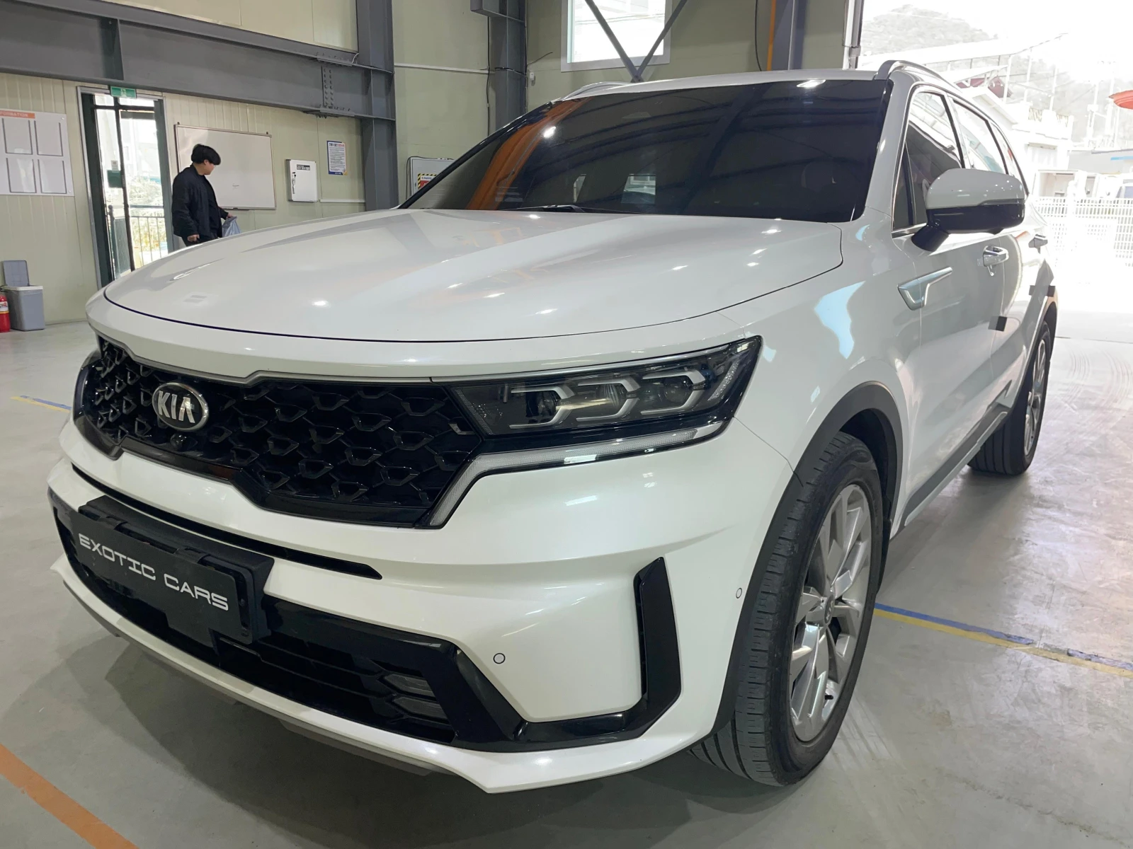 Kia Sorento 2.2D ! 4WD ! Signature !, снимка 3 - Автомобили и джипове - 54149979