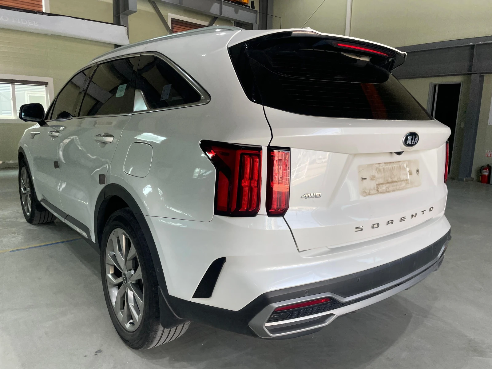 Kia Sorento 2.2D ! 4WD ! Signature !, снимка 6 - Автомобили и джипове - 54149979