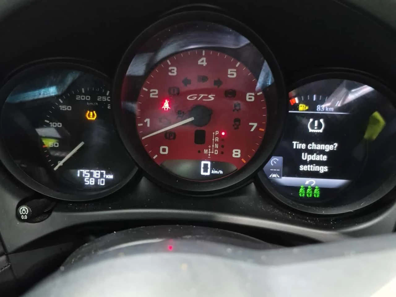 Porsche Macan * GTS * CARFAX * 2 ����� *  | Mobile.bg � ����������� 9