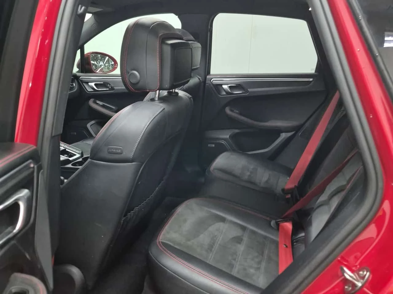 Porsche Macan * GTS * CARFAX * 2 ����� *  | Mobile.bg � ����������� 12