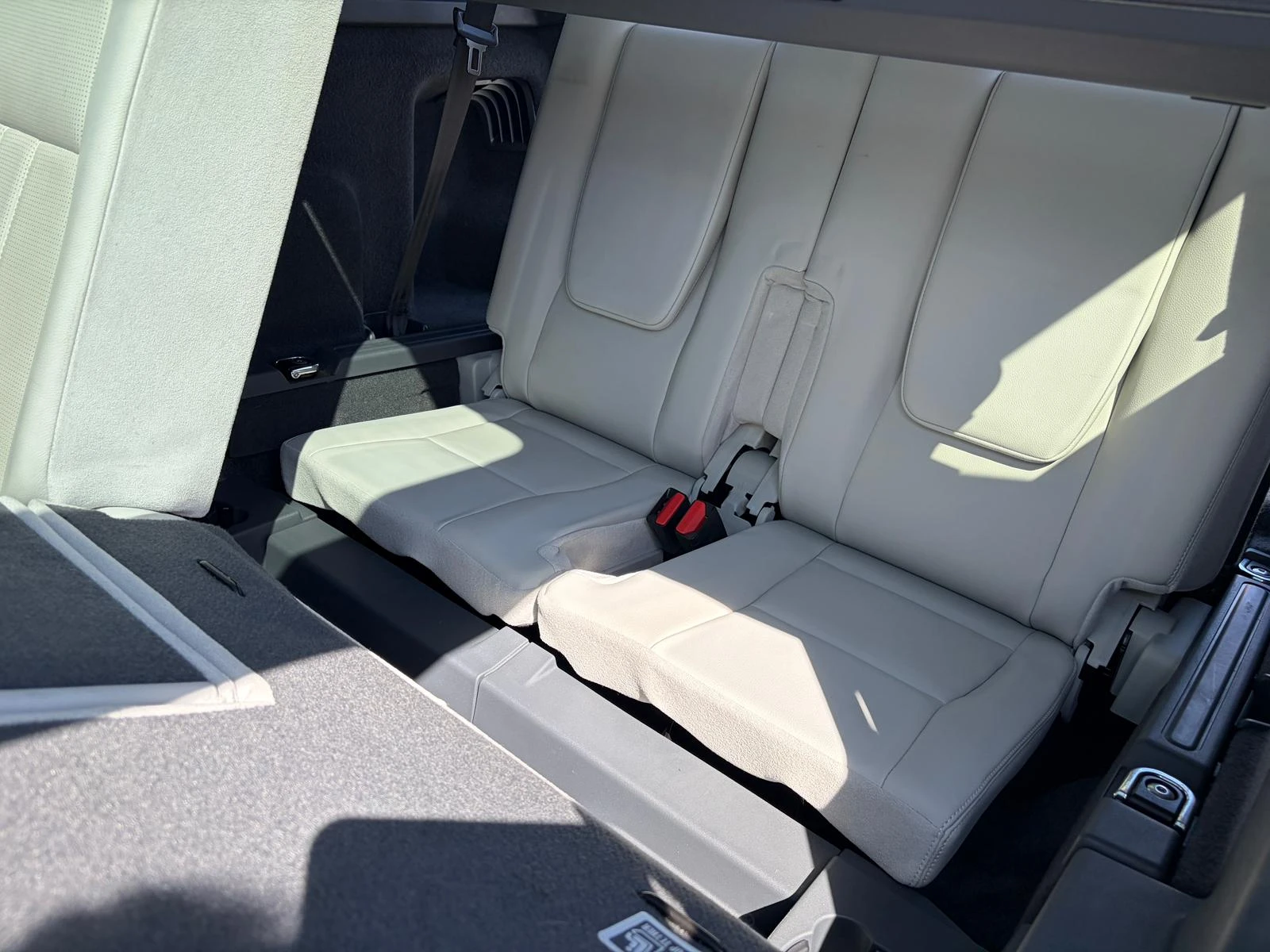 Land Rover Discovery Sport HSE, снимка 9 - Автомобили и джипове - 54445446