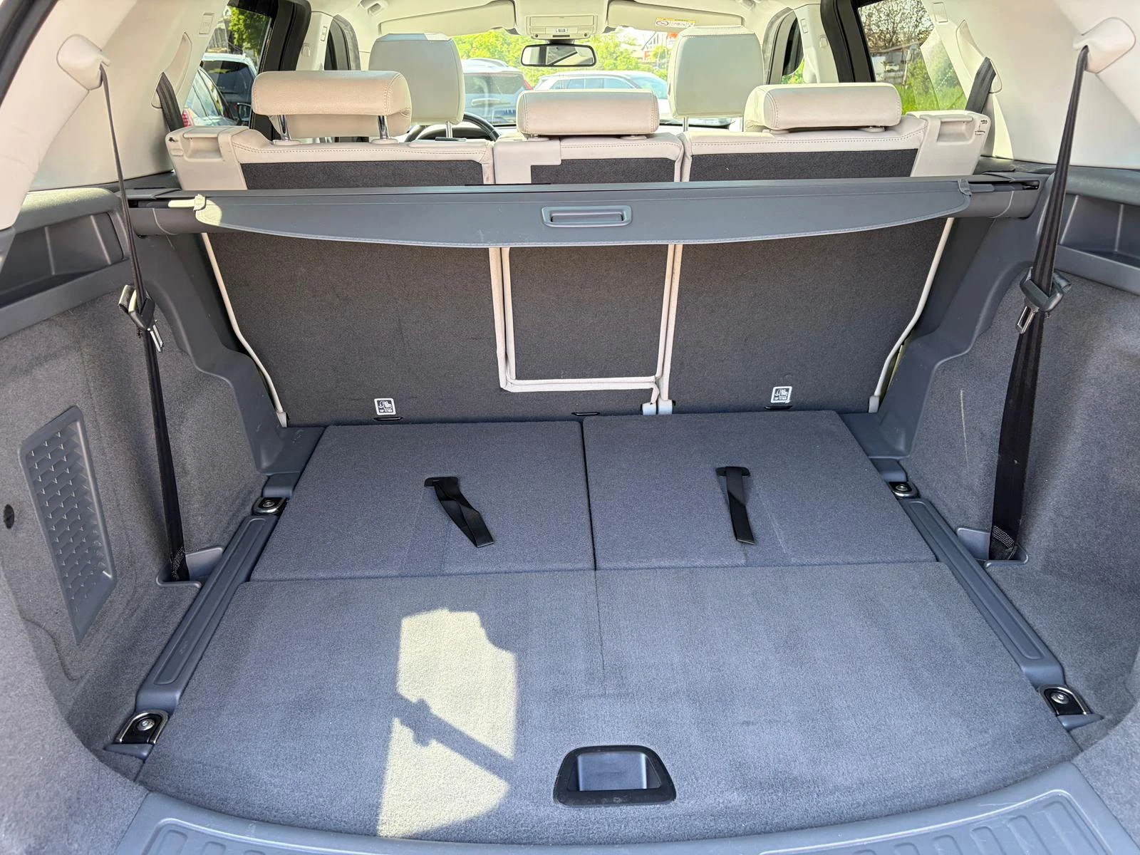 Land Rover Discovery Sport HSE, снимка 16 - Автомобили и джипове - 54445446