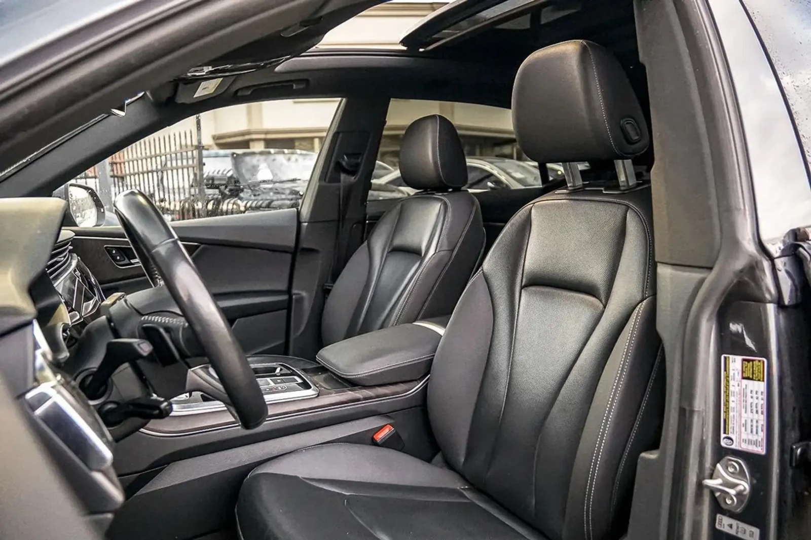 Audi Q8 S-LINE| �����| �������| ������ | Mobile.bg � ����������� 8