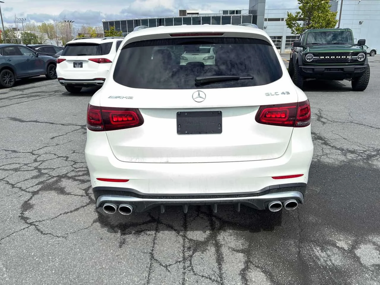 Mercedes-Benz GLC 43 AMG * ГЛАВНО ПРЕДСТАВИТЕЛСТВО НА МЕРЦЕДЕС* DIGITAL* , снимка 5 - Автомобили и джипове - 54616502