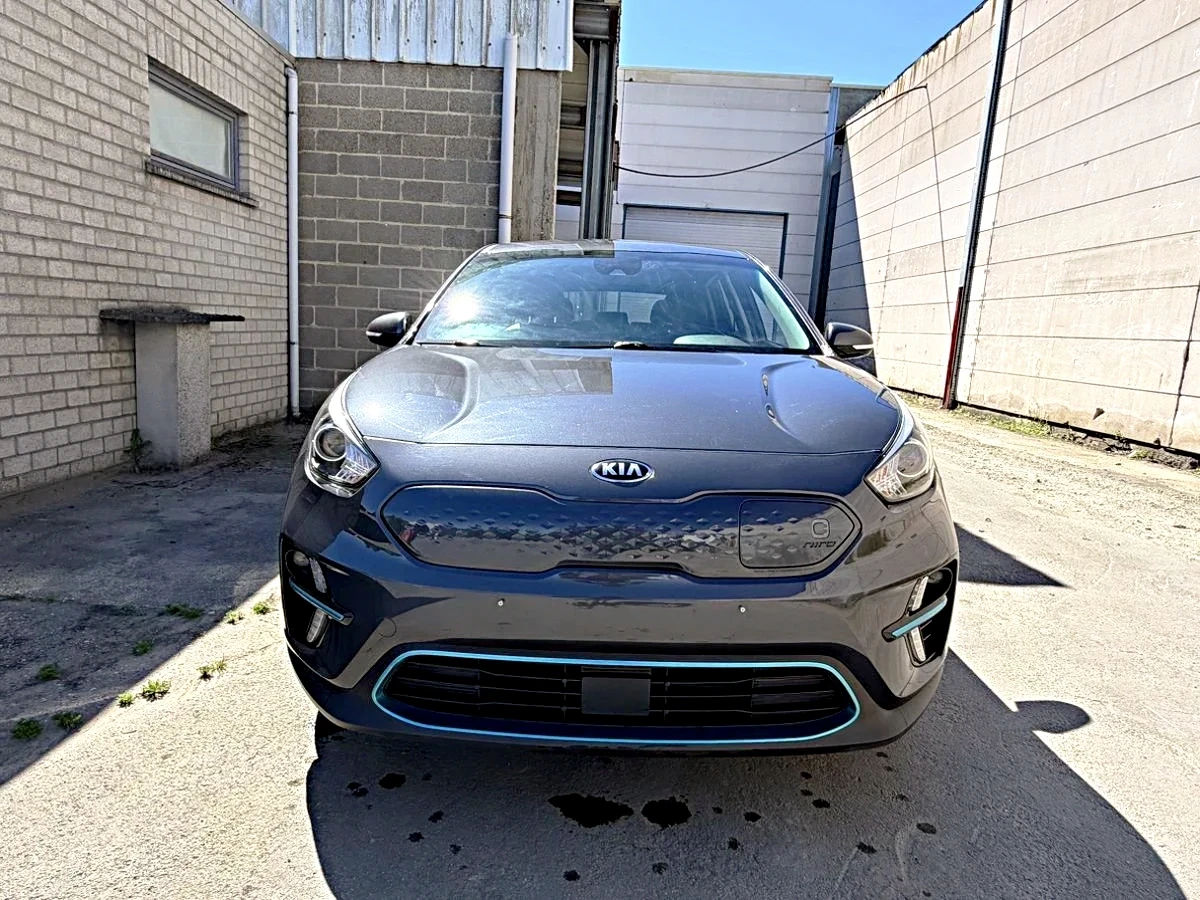Kia Niro  64kWh Facelift Edition 7, снимка 3 - Автомобили и джипове - 54726726
