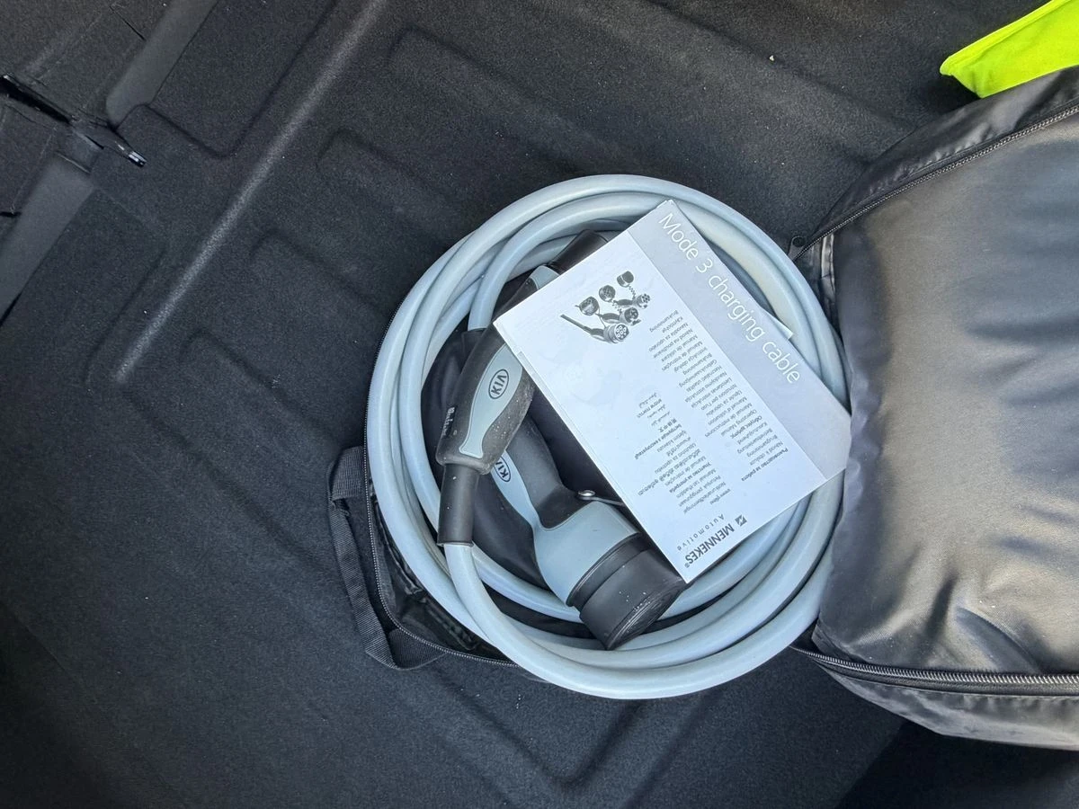 Kia Niro  64kWh Facelift Edition 7, снимка 16 - Автомобили и джипове - 54726726