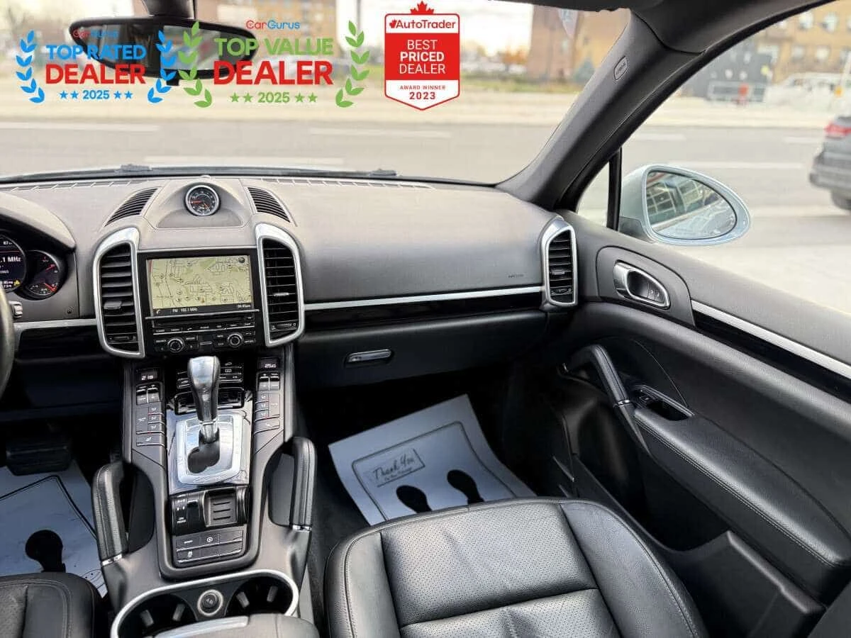 Porsche Cayenne * PREMIUM | PANO | NAVI | * CARFAX * ЦЕНА ДО БГ, снимка 13 - Автомобили и джипове - 54893103