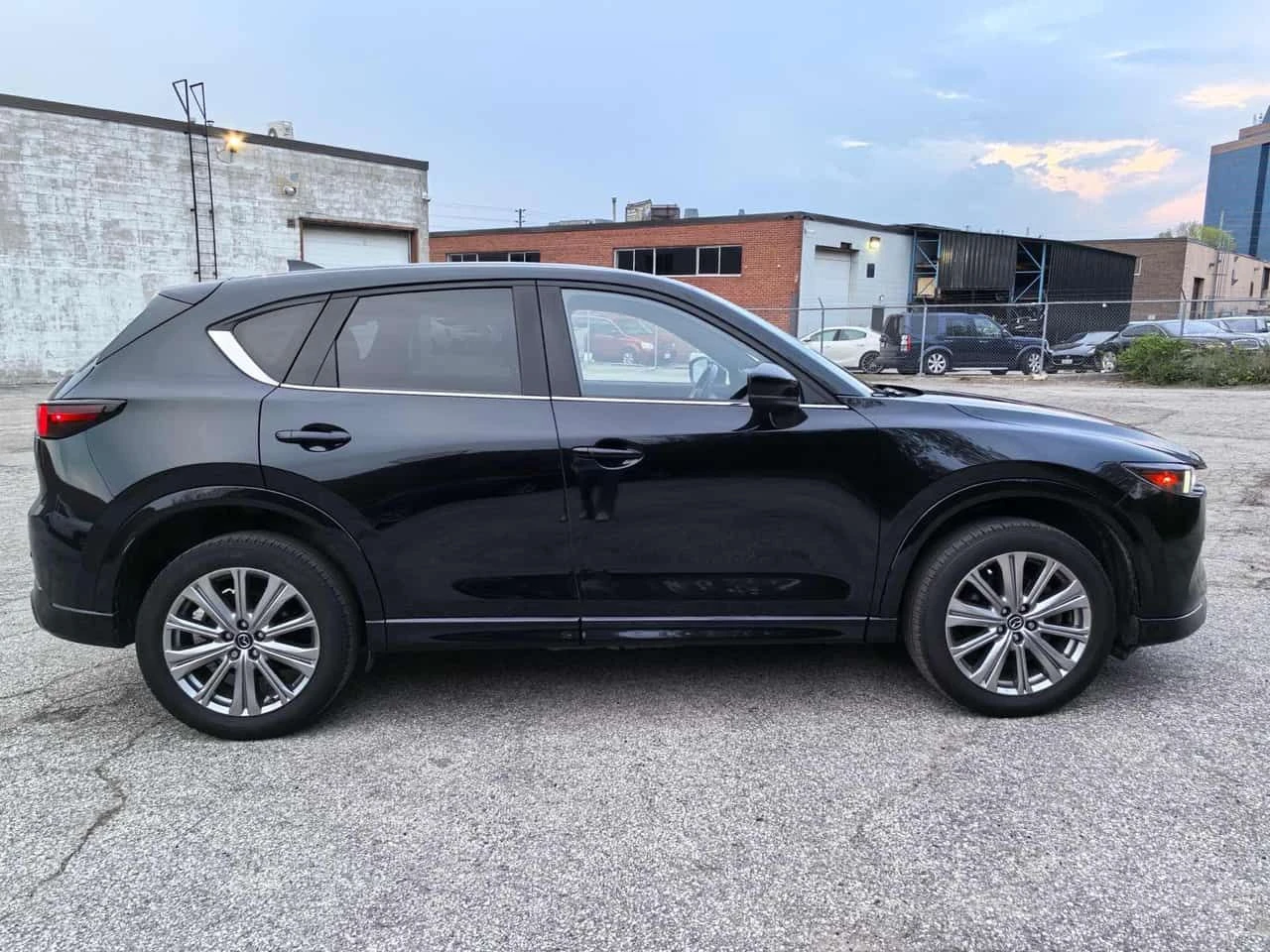 Mazda CX-5 * Signature * CARFAX * 360 * ОБДУХВАНЕ * 2 КЛЮЧА *, снимка 3 - Автомобили и джипове - 55058804