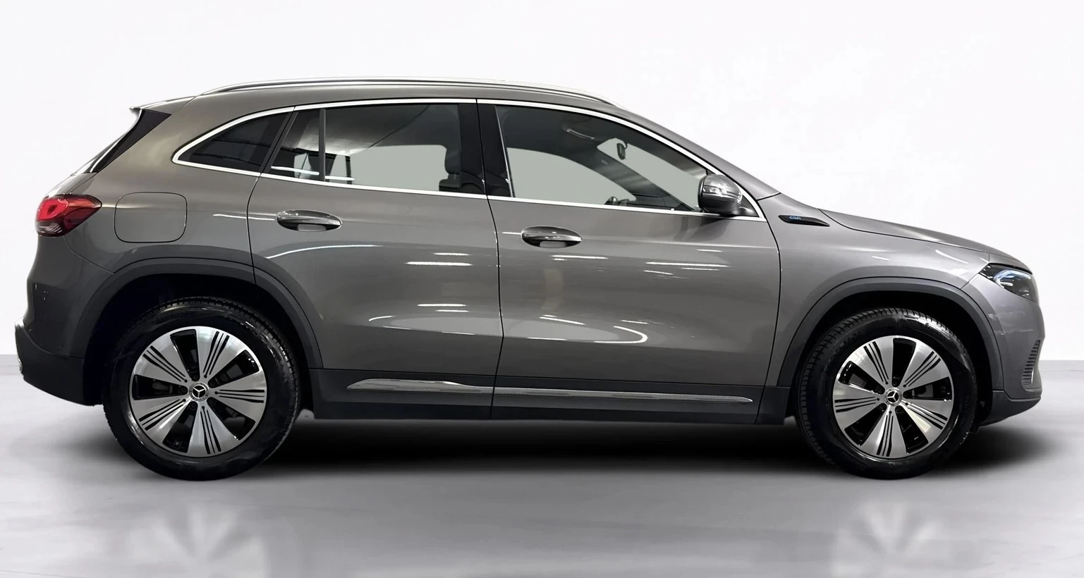 Mercedes-Benz EQA 250 12.2021г  70000км, снимка 5 - Автомобили и джипове - 55401120